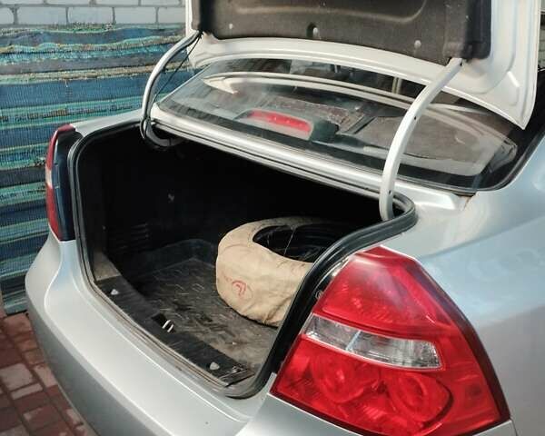 Серый Шевроле Авео, объемом двигателя 1.5 л и пробегом 154 тыс. км за 5800 $, фото 19 на Automoto.ua