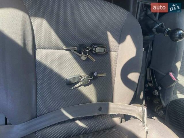 Сірий Шевроле Авео, об'ємом двигуна 1.5 л та пробігом 150 тис. км за 3800 $, фото 9 на Automoto.ua