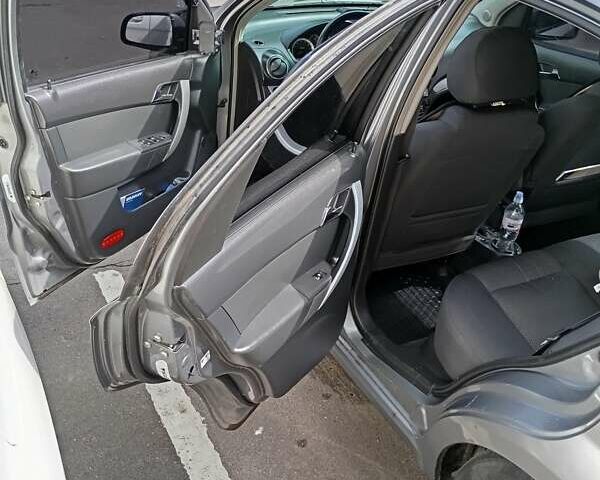 Сірий Шевроле Авео, об'ємом двигуна 1.5 л та пробігом 210 тис. км за 4000 $, фото 10 на Automoto.ua
