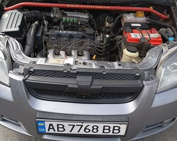 Сірий Шевроле Авео, об'ємом двигуна 1.5 л та пробігом 210 тис. км за 4000 $, фото 7 на Automoto.ua