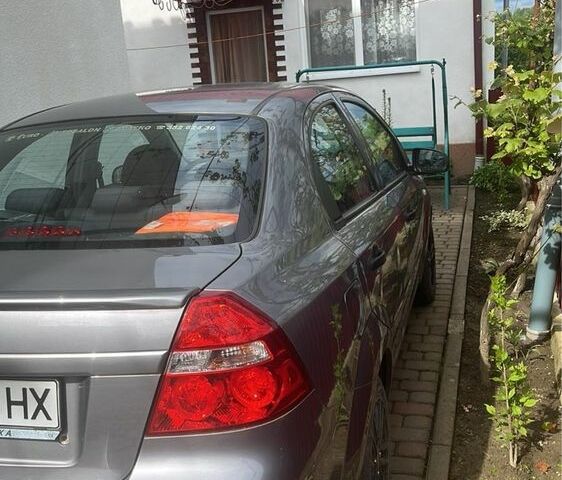 Серый Шевроле Авео, объемом двигателя 1.2 л и пробегом 180 тыс. км за 3700 $, фото 2 на Automoto.ua