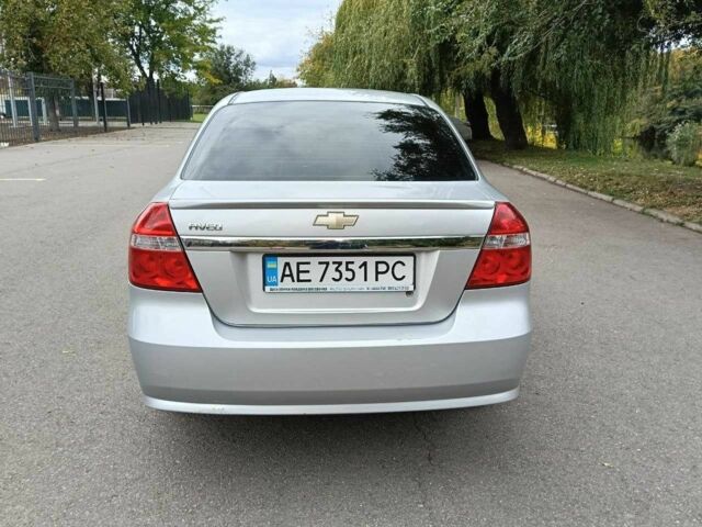 Шевроле Авео 2009 в Кривом Роге на Automoto.ua Серый Шевроле Авео, объемом двигателя 1.2 л и пробегом 133 тыс. км за 4300 $, фото 3 на Automoto.ua