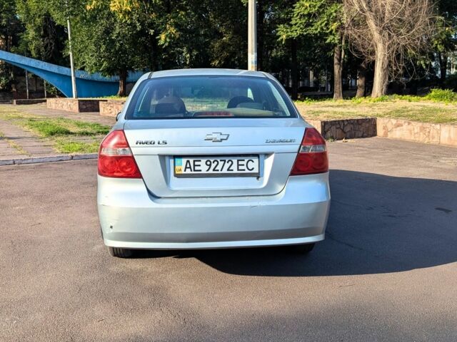 Серый Шевроле Авео, объемом двигателя 0 л и пробегом 270 тыс. км за 4000 $, фото 1 на Automoto.ua