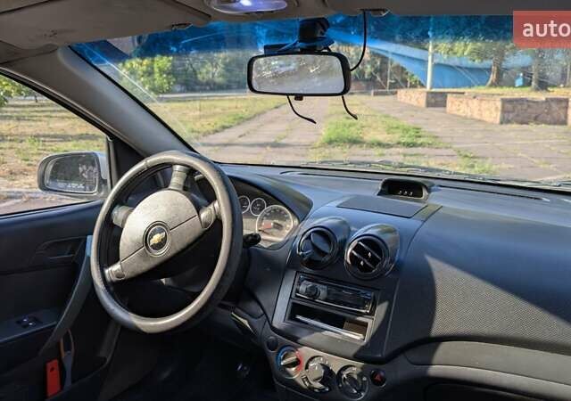 Серый Шевроле Авео, объемом двигателя 1.5 л и пробегом 270 тыс. км за 4500 $, фото 12 на Automoto.ua