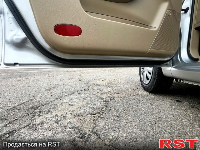 Серый Шевроле Авео, объемом двигателя 1.6 л и пробегом 53 тыс. км за 5300 $, фото 6 на Automoto.ua