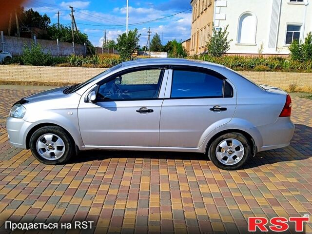 Сірий Шевроле Авео, об'ємом двигуна 1.8 л та пробігом 180 тис. км за 4200 $, фото 5 на Automoto.ua