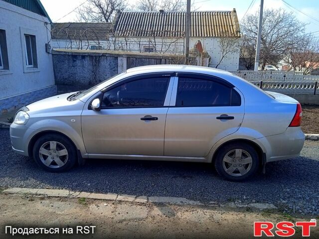 Сірий Шевроле Авео, об'ємом двигуна 1.5 л та пробігом 220 тис. км за 4000 $, фото 5 на Automoto.ua