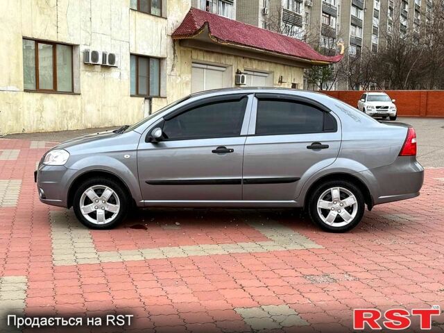 Сірий Шевроле Авео, об'ємом двигуна 1.5 л та пробігом 64 тис. км за 6250 $, фото 3 на Automoto.ua