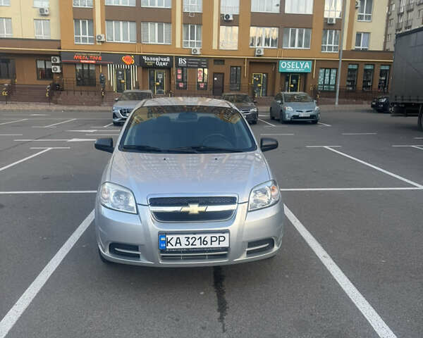 Сірий Шевроле Авео, об'ємом двигуна 1.5 л та пробігом 98 тис. км за 4100 $, фото 2 на Automoto.ua