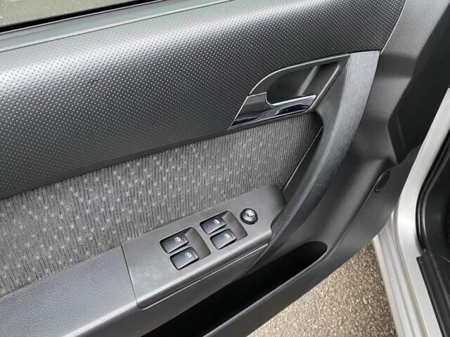 Серый Шевроле Авео, объемом двигателя 1.5 л и пробегом 160 тыс. км за 4950 $, фото 8 на Automoto.ua