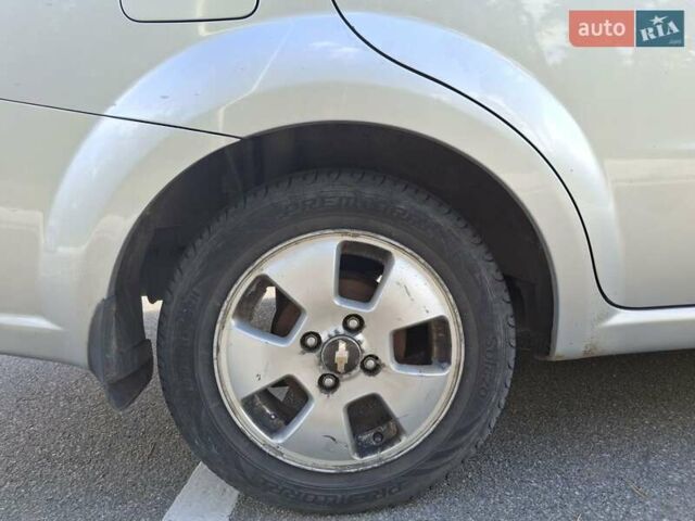 Серый Шевроле Авео, объемом двигателя 1.5 л и пробегом 180 тыс. км за 5000 $, фото 13 на Automoto.ua