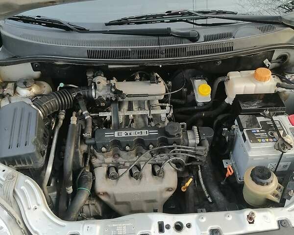 Серый Шевроле Авео, объемом двигателя 1.5 л и пробегом 260 тыс. км за 4600 $, фото 26 на Automoto.ua