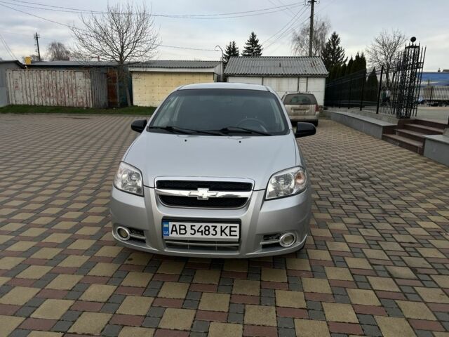 Серый Шевроле Авео, объемом двигателя 1.5 л и пробегом 188 тыс. км за 4200 $, фото 1 на Automoto.ua