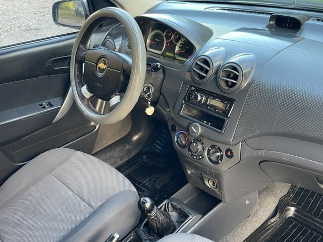 Шевроле Авео 2010 в Немирове на Automoto.ua Серый Шевроле Авео, объемом двигателя 1.5 л и пробегом 250 тыс. км за 2650 $, фото 21 на Automoto.ua