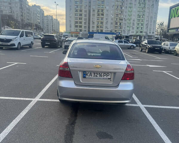 Сірий Шевроле Авео, об'ємом двигуна 1.5 л та пробігом 98 тис. км за 4100 $, фото 4 на Automoto.ua