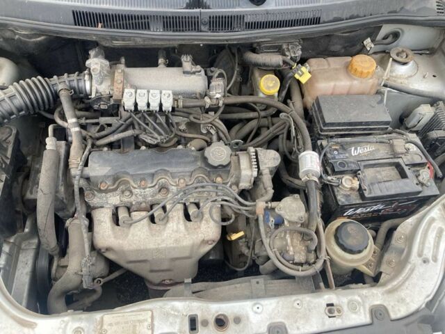 Шевроле Авео 2010 в Черкассах на Automoto.ua Серый Шевроле Авео, объемом двигателя 1.5 л и пробегом 300 тыс. км за 2500 $, фото 6 на Automoto.ua