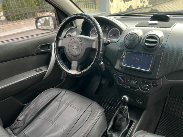 Серый Шевроле Авео, объемом двигателя 1.5 л и пробегом 188 тыс. км за 4200 $, фото 14 на Automoto.ua