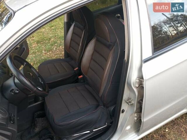 Сірий Шевроле Авео, об'ємом двигуна 1.5 л та пробігом 110 тис. км за 3900 $, фото 8 на Automoto.ua