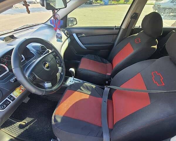 Серый Шевроле Авео, объемом двигателя 1.5 л и пробегом 260 тыс. км за 4600 $, фото 15 на Automoto.ua