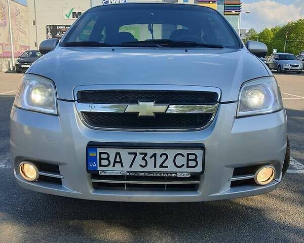 Серый Шевроле Авео, объемом двигателя 1.5 л и пробегом 260 тыс. км за 4600 $, фото 11 на Automoto.ua