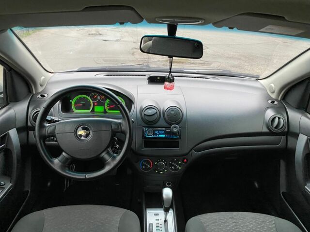 Серый Шевроле Авео, объемом двигателя 1.5 л и пробегом 160 тыс. км за 4950 $, фото 9 на Automoto.ua