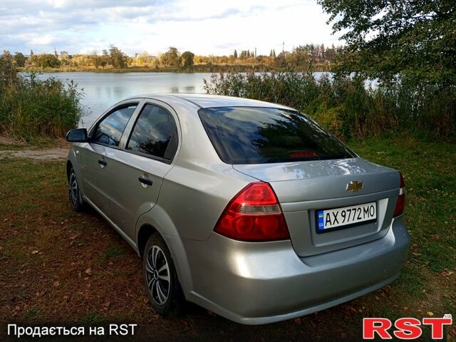 Серый Шевроле Авео, объемом двигателя 1.5 л и пробегом 110 тыс. км за 4000 $, фото 1 на Automoto.ua