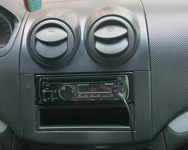 Серый Шевроле Авео, объемом двигателя 1.5 л и пробегом 260 тыс. км за 4600 $, фото 25 на Automoto.ua