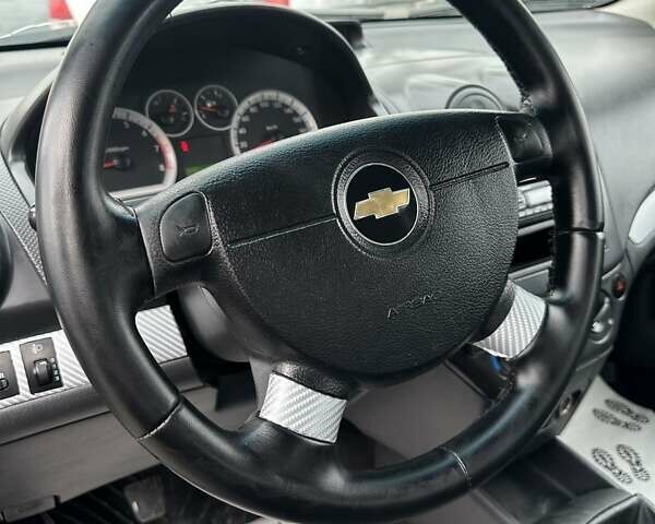 Серый Шевроле Авео, объемом двигателя 1.5 л и пробегом 166 тыс. км за 3900 $, фото 11 на Automoto.ua