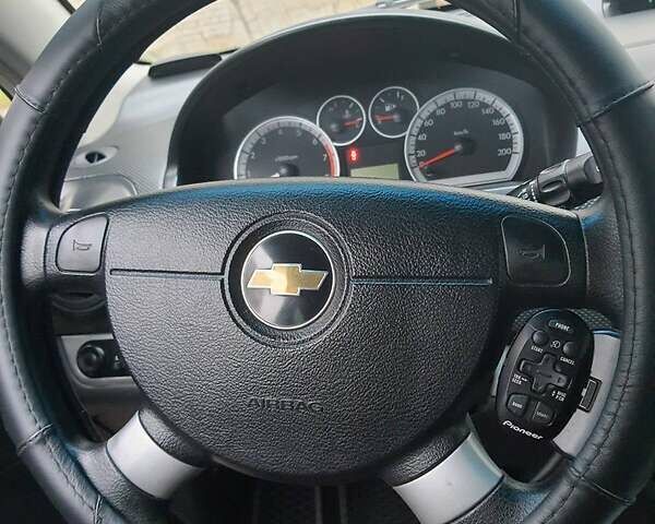 Серый Шевроле Авео, объемом двигателя 1.5 л и пробегом 260 тыс. км за 4600 $, фото 24 на Automoto.ua