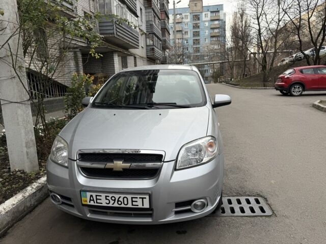 Серый Шевроле Авео, объемом двигателя 1.5 л и пробегом 84 тыс. км за 5000 $, фото 4 на Automoto.ua