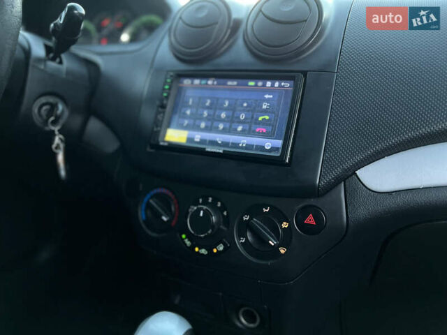 Серый Шевроле Авео, объемом двигателя 1.5 л и пробегом 235 тыс. км за 4199 $, фото 41 на Automoto.ua