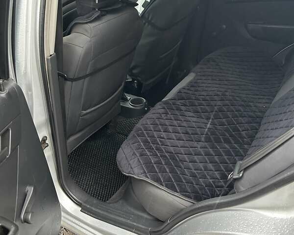Серый Шевроле Авео, объемом двигателя 1.5 л и пробегом 139 тыс. км за 3700 $, фото 28 на Automoto.ua
