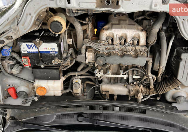 Шевроле Авео 2011 в Николаеве на Automoto.ua Серый Шевроле Авео, объемом двигателя 1.5 л и пробегом 24 тыс. км за 6900 $, фото 16 на Automoto.ua