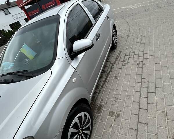 Серый Шевроле Авео, объемом двигателя 1.5 л и пробегом 139 тыс. км за 3700 $, фото 16 на Automoto.ua