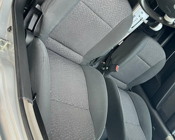 Серый Шевроле Авео, объемом двигателя 0 л и пробегом 140 тыс. км за 5450 $, фото 19 на Automoto.ua