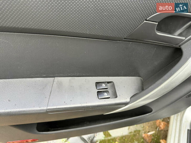 Серый Шевроле Авео, объемом двигателя 1.5 л и пробегом 190 тыс. км за 4600 $, фото 14 на Automoto.ua