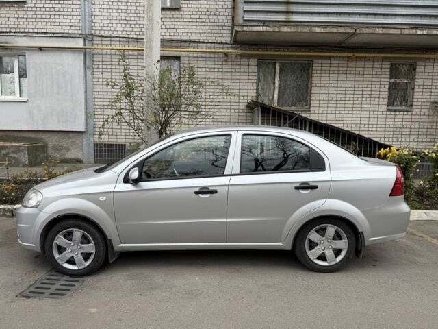 Серый Шевроле Авео, объемом двигателя 1.5 л и пробегом 84 тыс. км за 5000 $, фото 5 на Automoto.ua