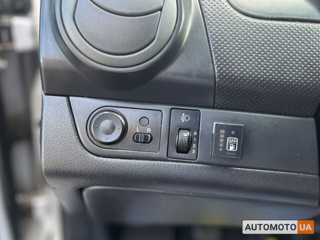 Серый Шевроле Авео, объемом двигателя 1.5 л и пробегом 295 тыс. км за 4600 $, фото 10 на Automoto.ua