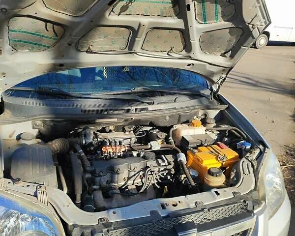 Серый Шевроле Авео, объемом двигателя 1.5 л и пробегом 121 тыс. км за 5300 $, фото 5 на Automoto.ua
