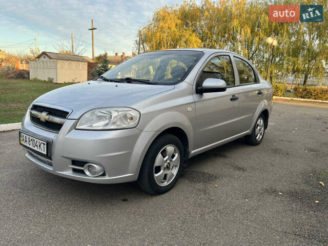 Серый Шевроле Авео, объемом двигателя 0 л и пробегом 140 тыс. км за 5450 $, фото 4 на Automoto.ua