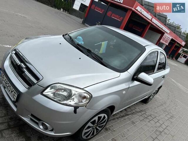 Серый Шевроле Авео, объемом двигателя 1.5 л и пробегом 139 тыс. км за 3700 $, фото 1 на Automoto.ua