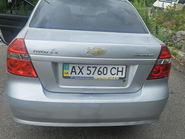 Серый Шевроле Авео, объемом двигателя 1.5 л и пробегом 214 тыс. км за 3300 $, фото 4 на Automoto.ua