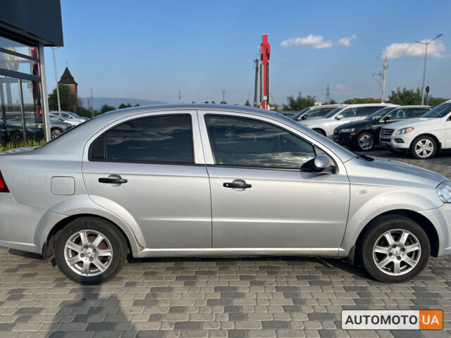Серый Шевроле Авео, объемом двигателя 1.5 л и пробегом 295 тыс. км за 4600 $, фото 7 на Automoto.ua