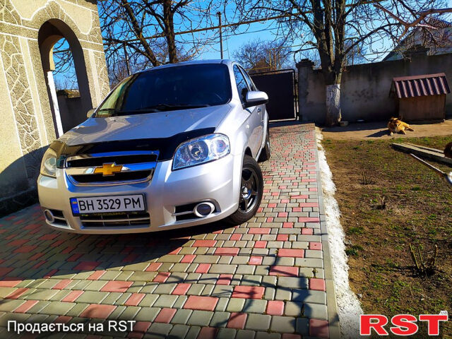 Серый Шевроле Авео, объемом двигателя 1.5 л и пробегом 144 тыс. км за 5000 $, фото 8 на Automoto.ua