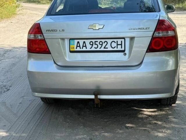 Серый Шевроле Авео, объемом двигателя 1.5 л и пробегом 217 тыс. км за 4500 $, фото 5 на Automoto.ua