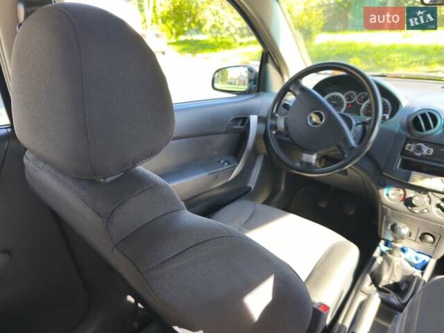 Серый Шевроле Авео, объемом двигателя 1.5 л и пробегом 122 тыс. км за 4400 $, фото 5 на Automoto.ua