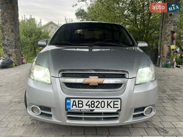 Сірий Шевроле Авео, об'ємом двигуна 1.5 л та пробігом 139 тис. км за 3899 $, фото 4 на Automoto.ua