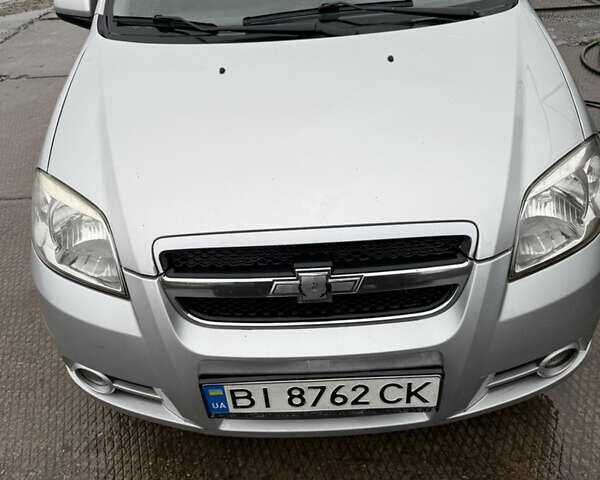 Серый Шевроле Авео, объемом двигателя 1.5 л и пробегом 190 тыс. км за 4600 $, фото 6 на Automoto.ua