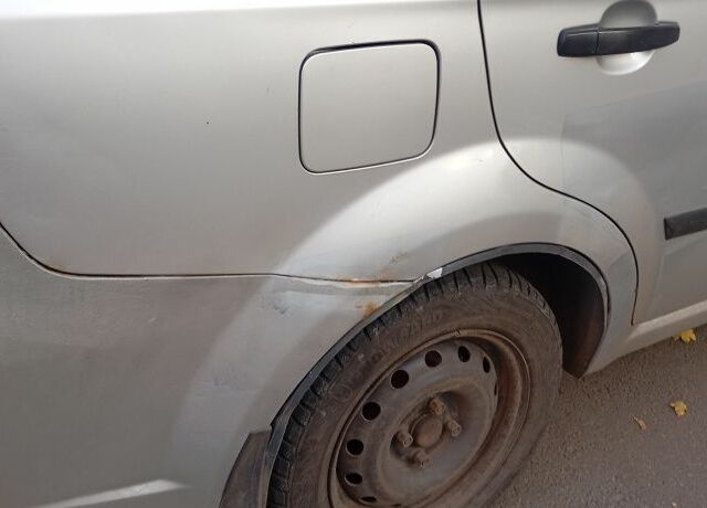 Серый Шевроле Авео, объемом двигателя 0 л и пробегом 295 тыс. км за 3000 $, фото 7 на Automoto.ua