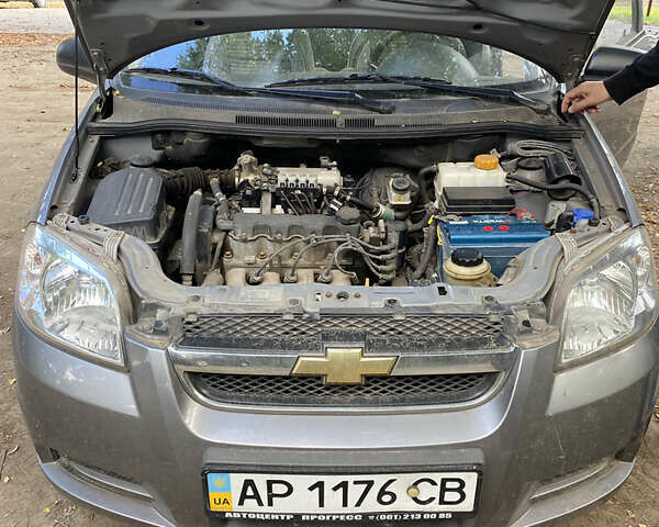 Шевроле Авео 2011 в Запорожье на Automoto.ua Серый Шевроле Авео, объемом двигателя 1.5 л и пробегом 42 тыс. км за 5800 $, фото 7 на Automoto.ua